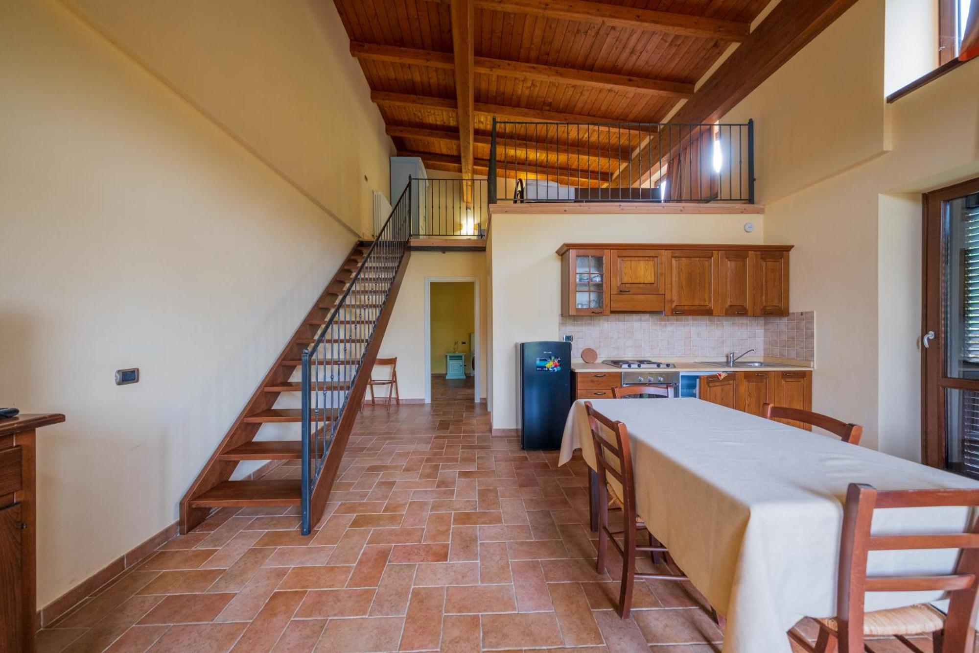 Agriturismo Borgo Biaia Camporgiano ภายนอก รูปภาพ