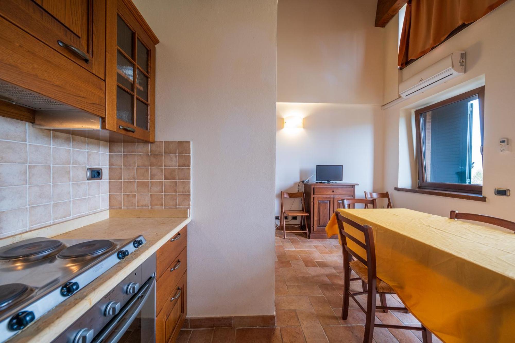 Agriturismo Borgo Biaia Camporgiano ภายนอก รูปภาพ