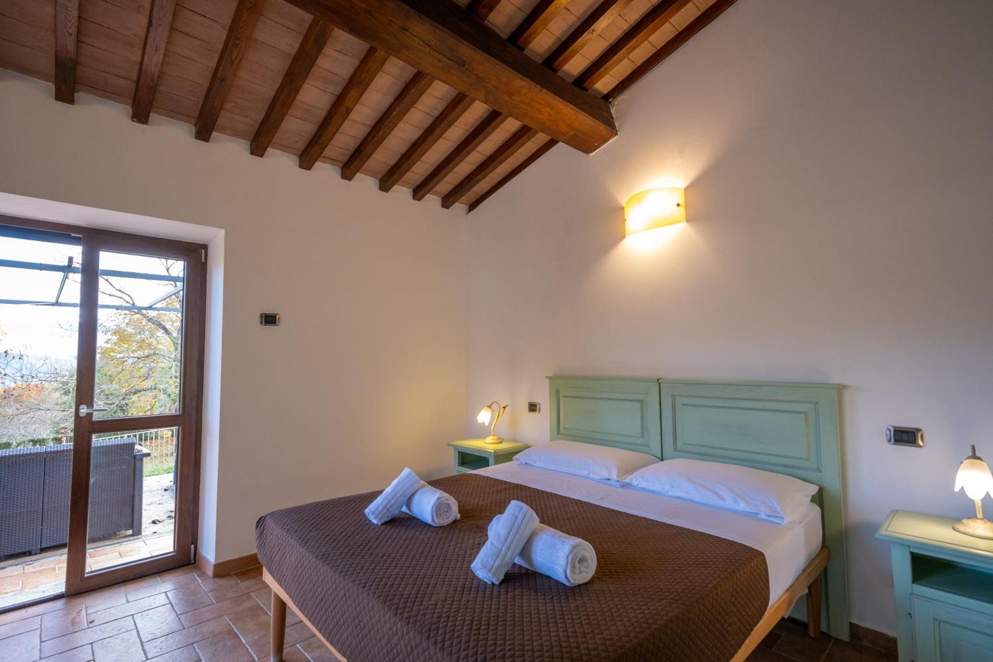 Agriturismo Borgo Biaia Camporgiano ภายนอก รูปภาพ