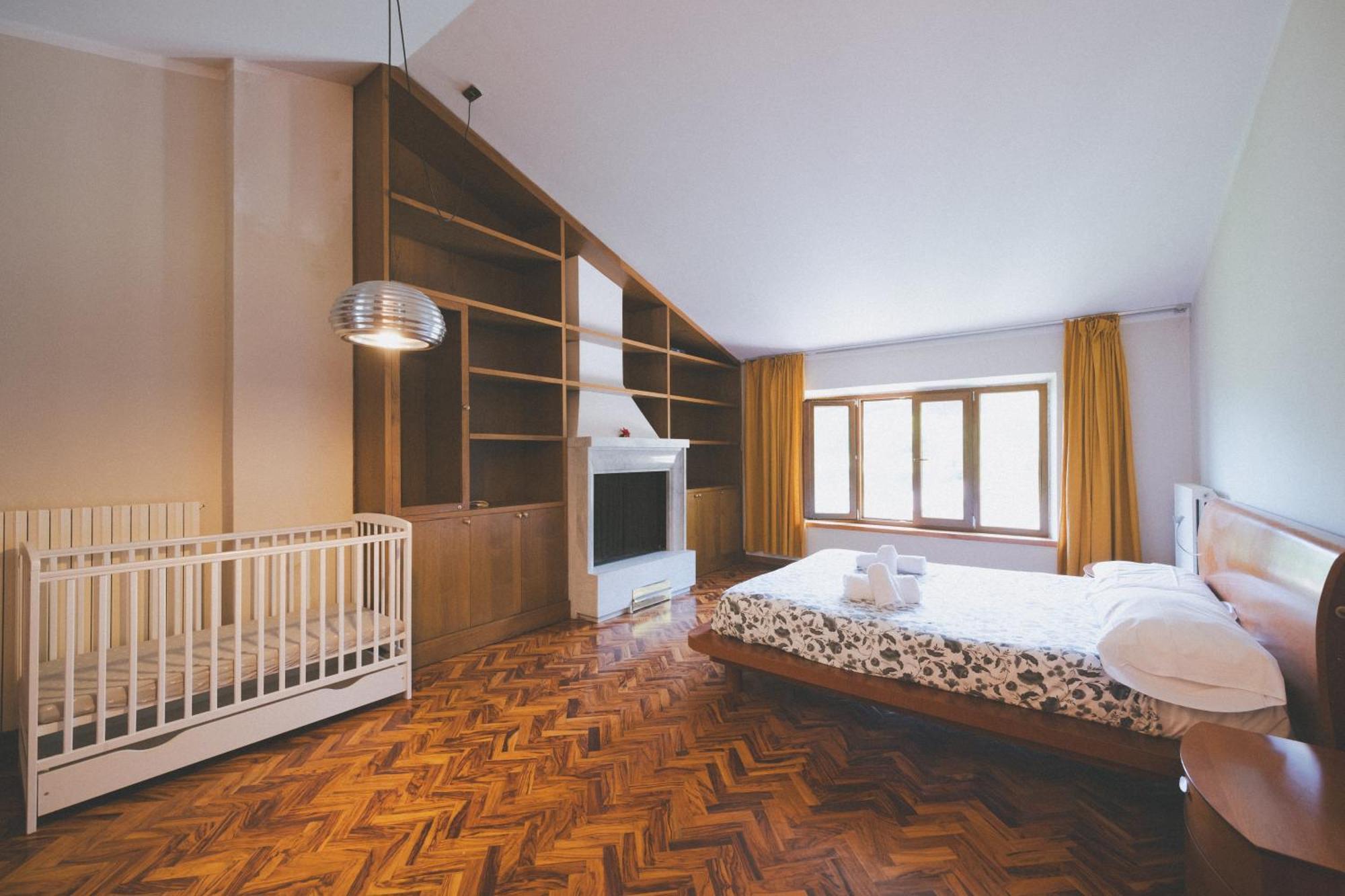 Agriturismo Borgo Biaia Camporgiano ภายนอก รูปภาพ